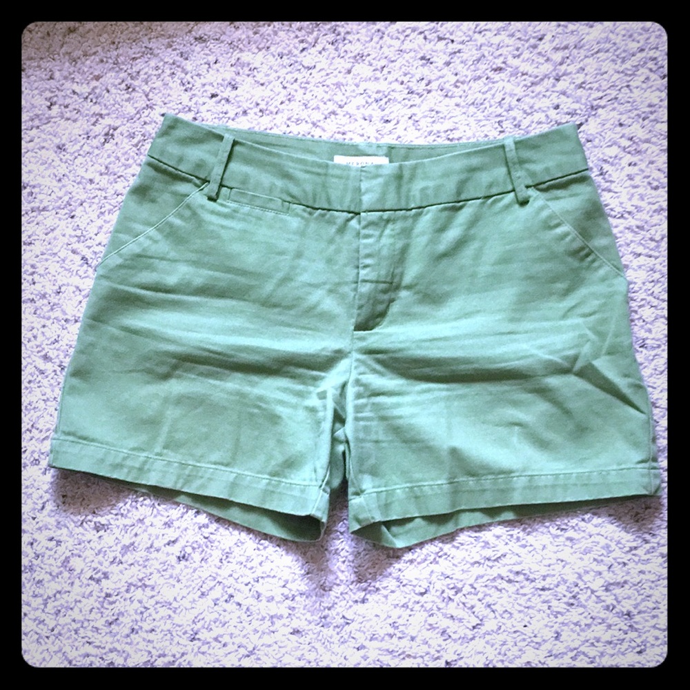 Green Shorts! 🌟
